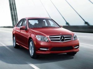 C Class Sedan Jigsaw Puzzle Online Game - Puzzle Game